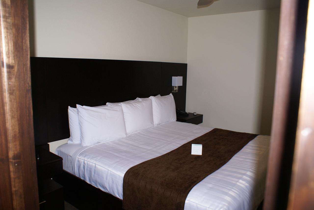 Boarders Inn & Suites By Cobblestone Hotels - Syracuse Exterior foto